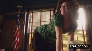 EVERYBODY HATES CHRIS NUDE SCENES - AZNude