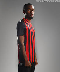 The kit has a slim fit cut with micromesh inserts to ensure maximum breathability. Nice Fc Kit Jersey On Sale