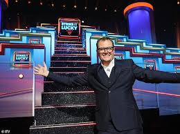 A 1993 episode of the award winning game show strike it lucky. Michael Barrymore S Attempts To Revive Long Running 90s Game Show Strike It Lucky Online Fall Flat Daily Mail Online