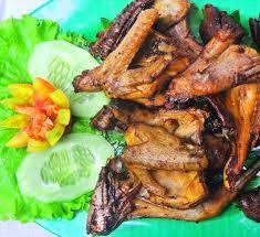 Nah, salah satu sajian ayam yang saat ini sedang populer yaitu ayam. Resep Ayam Goreng Sulawesi Masakan Mama Mudah