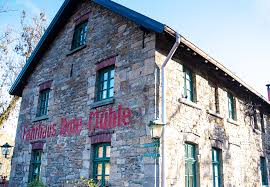 Super essen, gemütlich drinnen oder draußen. Fahrhaus Rote Muhle Das Lokal An Der Ruhr