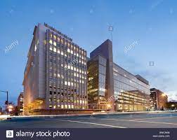 Download This Stock Image The World Bank Building Headquarters Main Building At Dusk H Building 1818 H Street Pennsylv Banks Building Building Washington Dc