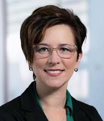 Gretchen Knowles's Instagram, Twitter & Facebook