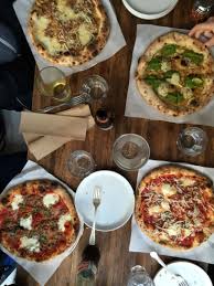 Nonavo Pizza In Downtown Vancouver Usa Seasonal Salad Pizza Cuisine