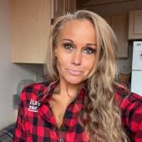 Dawnell Smith's Instagram, Twitter & Facebook