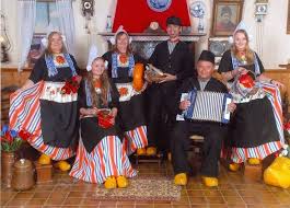 Traditional Dutch Clothing Yahoo Image Search Results Dutch Clothing Traditional Dresses Traditional Outfits