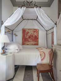 Canopy bed in small room shop. Design Decor Tiny Bedroom Small Bedroom Small Bedroom Designs
