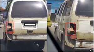 Video ini terkait pada sepasang remaja tengah asik beradegan ranjang bermesraan di satu ruangan. Tftysm7i5q 9um