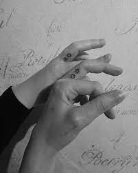 Best Friend Finger Tattoos 100 1k Pinky Promise Tattoo Promise Tattoo Friends Tattoo Ideas