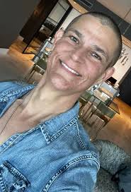 David Stoltz gettin' really low..... @followers With Great Southern