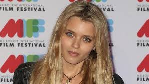 Abbey Lee's Instagram, Twitter & Facebook