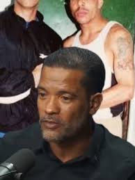 Dexter Falando Do Angelo Canuto