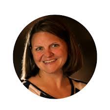 Michelle Alcorn's Instagram, Twitter & Facebook