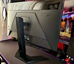 I really don't like to leave a negative review for this monitor however people do need to know that no matter how inexpensive this monitor is and how good the quality and the features, if you do need technical support from gigabyte you can only. Gigabyte M27q 170hz 1440p Freesync Kvm Monitor Review Page 2 Of 5 Eteknix