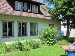 3 schlafzimmer und bad im obergeschoss. Einfamilienhaus In Urdorf