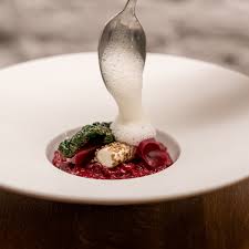 Tante Fichte Restaurant | Kreuzberg district | Berlin | CREME GUIDES