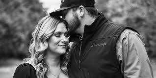 Megan Vasek and Ryan Mangum's Wedding Website