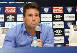 Pablo cavallero, former goalkeeper of the argentine national team and current manager of the vélez sarsfield club, was involved in a fatal accident: Pablo Cavallero Choco Su Auto Y Atropello A Un Hombre Que Murio En El Acto
