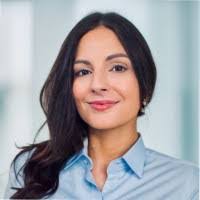 Tracee Auld's Instagram, Twitter & Facebook