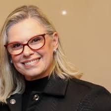 Débora Katz Uehara (@deborauehara) • Threads, Say more