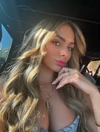 Promote with Laurie Taplin (@laurietaplin)