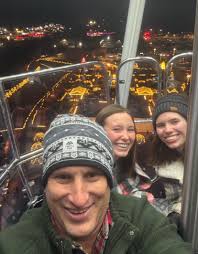 Booking christmas market adventure in Europe