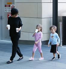 This is what ellie drennan, judah kelly and sam perry are doing now. Nicole Richie Joel Madden Mit Liebe Geht Alles Gala De