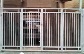 Itu bergentung pada tuan rumah lah.kalau die nak pasang pun ok.nak tak pasang pun ok. 60 Best Desain Pintu Pagar Rumah Minimalis Modern Ideas Fence Design Gate Design House Fence Design