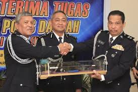Perak dibahagikan kepada beberapa buah daerah dan setiap daerah dibahagikan kepada beberapa mukim (subdaerah/subdistrict). Abd Fatah Dilantik Ocpd Sungai Siput