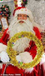 Britain S Longest Serving Father Christmas Stand In 75 First Donned A Red Suit When He Was Just 18 Daily Mail Online