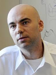 Derek Hogg's Instagram, Twitter & Facebook