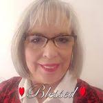 Dina Savage's Instagram, Twitter & Facebook