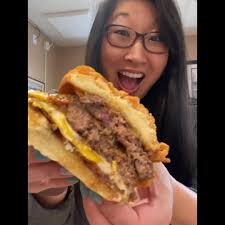 💎Hidden Gem Alert!💎 @noreasttreats is located in the @towncountryford car  dealership in Matthews, NC. And although the location of this diner is  unconventional, the scratch made food they are serving ...