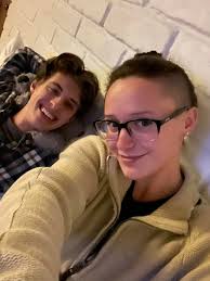 Hi everyone I am Jennifer interested in meeting my special someone  interested in a man who is kind has a job 😆 lives in town ideal full time.  Send me dm if