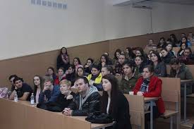 Calendarul admiterii propus de facultatea de limbi străine, care urmează a fi aprobat de rectoratul universităţii din bucureşti este: Facultatea De Limbi StrÄƒine A Avut O Intrunire Cu StudenÈ›ii Americani Www Upsc Md