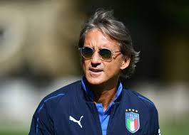 وقرر المدرب روبيرتو مانشيني، أن يصطحب ليوناردو سبيناتزولا، وفضل بقاءه مع المجموعة لغاية نهاية المشوار. Ù…Ø§Ù†Ø´ÙŠÙ†ÙŠ Ù†Ø£Ù…Ù„ Ø£Ù† Ù†Ø±Ù‰ Ø§Ù„Ø¶ÙˆØ¡ ÙÙŠ Ù†Ù‡Ø§ÙŠØ© Ø§Ù„Ù†ÙÙ‚ Ø¨Ø§Ù„Ø¬ÙˆÙ„