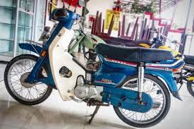 Music video by prima j performing rock star. Tiga Bebek Retro Honda Yang Naik Daun Halaman All Kompas Com