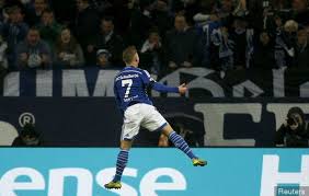 Fnatic kept forcing fights, which weren't panning out for them almost the entire series. Report Despite Salah Deal Liverpool Are Still Tracking Max Meyer S Displays This Summer