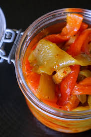 Poivrons Confits Recette De Poivrons Confits Doux Ou Legerement Piquants Recette Par Chef Simon Recette Recettes De Cuisine Poivrons Confits Recette Poivron