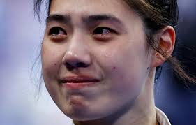 Paris Olympics: 'Absolutely perfect' Chinese divers spark social media  frenzy over gold medal