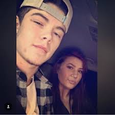 Dillon Knighton (@dknighton11)