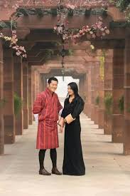 Learn about jetsun pema net worth, biography, age, birthday, height, early life, family, dating jetsun pema is a famous family member. A Cinderella Story In Real Life Jetsun Pema S Story Of Becoming The Queen Of Bhutan Makes Us Believe In Fairytale Again She Has Charmed The World With Her Beauty And Wisdom