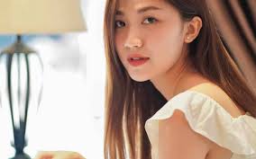 Diễn viên Lương Thanh: “Không có chuyện đổi tình lấy vai diễn, tôi tự đi  bằng đôi chân của mình”