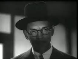 Ellis Holden's Instagram, Twitter & Facebook