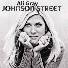 Ali Gray's Instagram, Twitter & Facebook