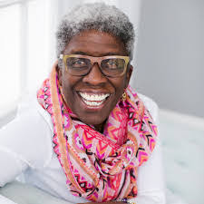 Lisa Merriweather's Instagram, Twitter & Facebook