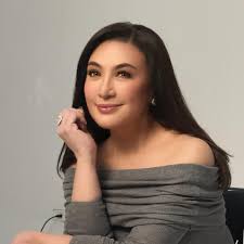 Sharon Cuneta | Today!💖💖💖 makeup: @mariano.peachy / hair: @jeffreyaromin  | Instagram