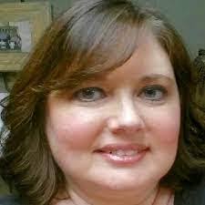 Shelly Mead's Instagram, Twitter & Facebook