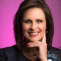 Suzanne Comer's Instagram, Twitter & Facebook