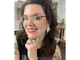 两个Instagram 帐户和一位原创摇滚大师的故事– Jeweller.HK